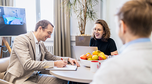 Team evaluiert Studienergebnisse