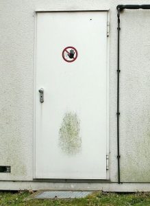 Sicherheitstüre: Security und Safety