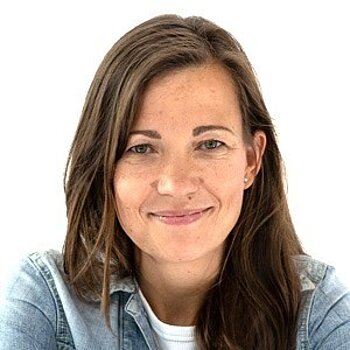 Claudia Volk