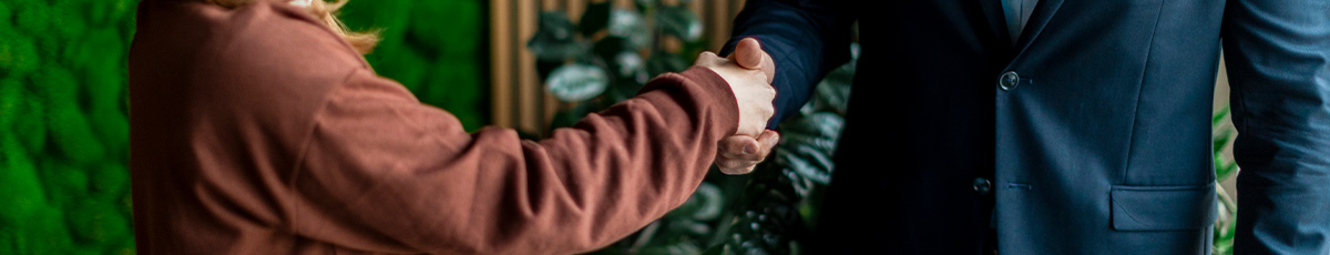 Handschlag im Business-Kontext