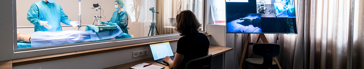 Observierung einer simulierten OP im Usability-Labor
