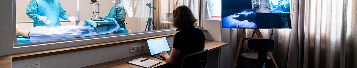 Observierung einer simulierten OP im Usability-Labor