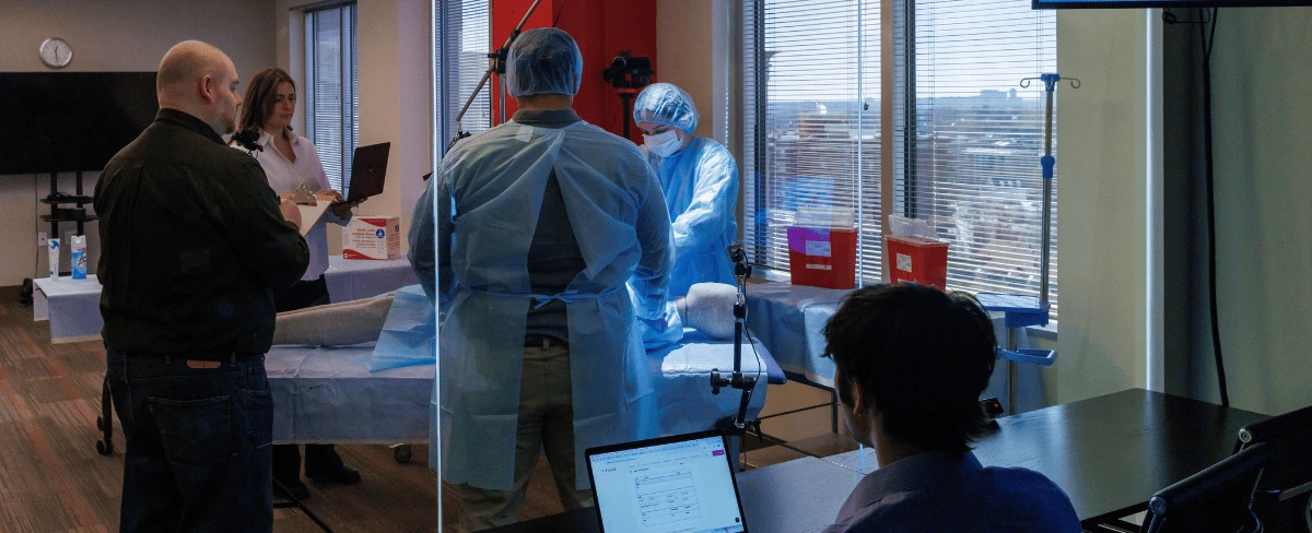 People conduct a usability test in a lab